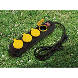 Multiplica 4 posiciones al aire libre con Schuko IP44 Spina