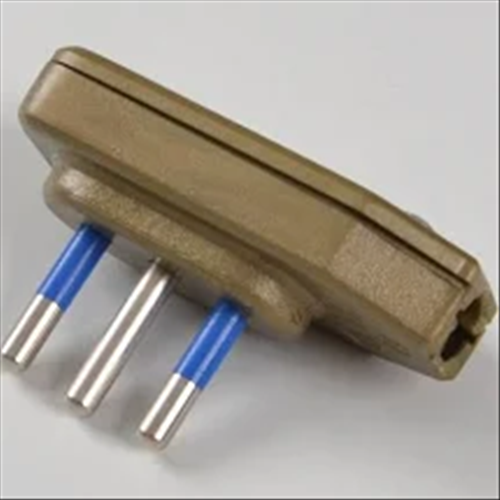 Spina Network 220V 10A con tubería plana marrón